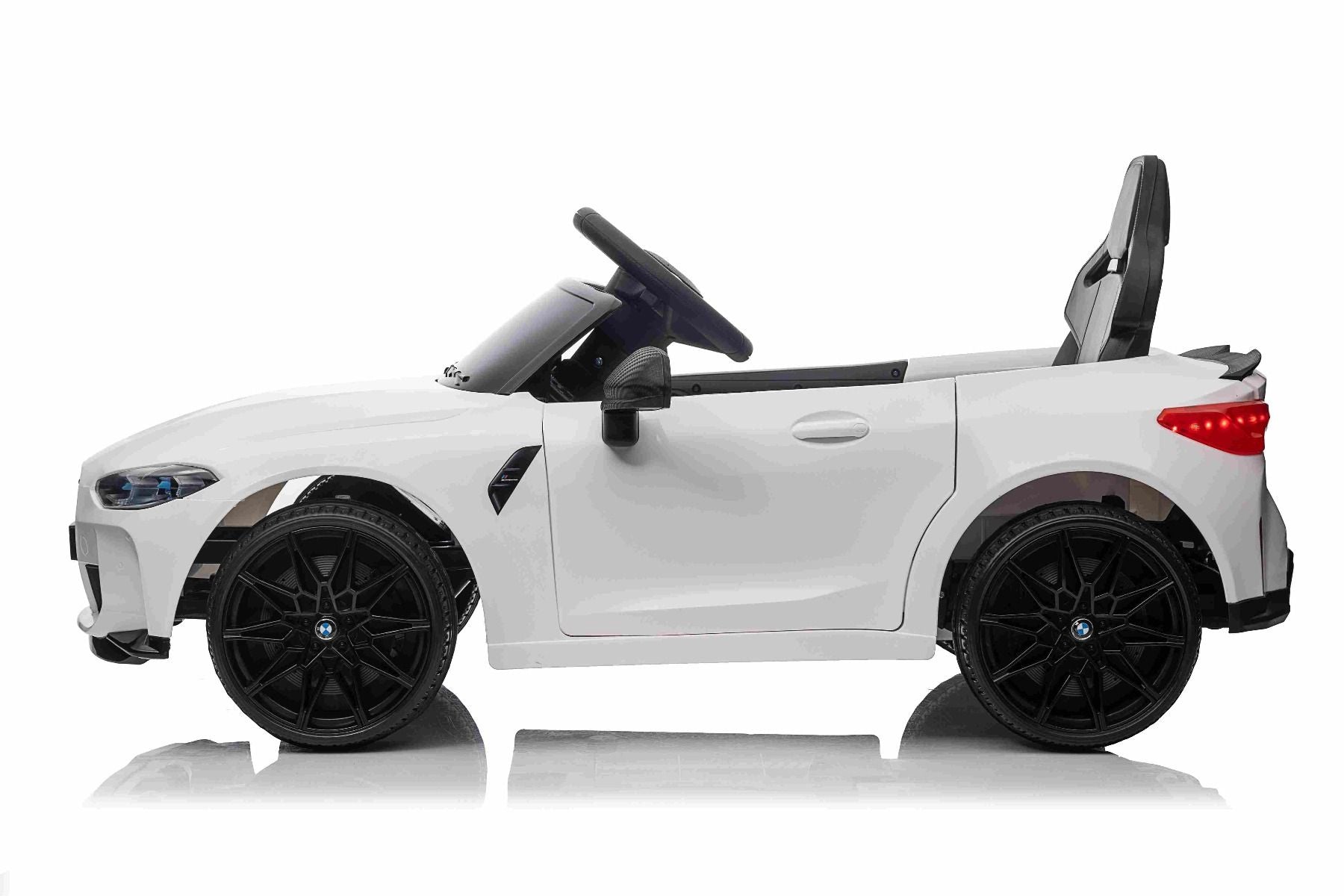 Elektro-Rutschauto BMW M4, weiß, 2,4-GHz-Fernbedienung, USB-/Aux-Eingang, Federung, 12-V-Batterie, LED-Leuchten, 2 x Motor, ORIGINAL-Lizenz