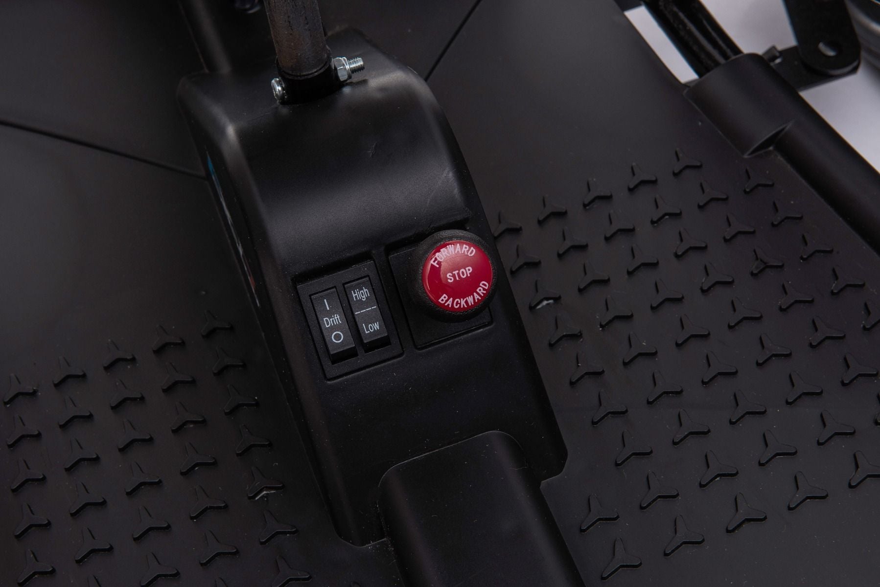 Driftkart DRIFT-CAR 24V, Weiss, glatte Drifträder, 2 x 350W Motor, Driftmodus bei 13 km / h, 24V Batterie, solide Konstruktion