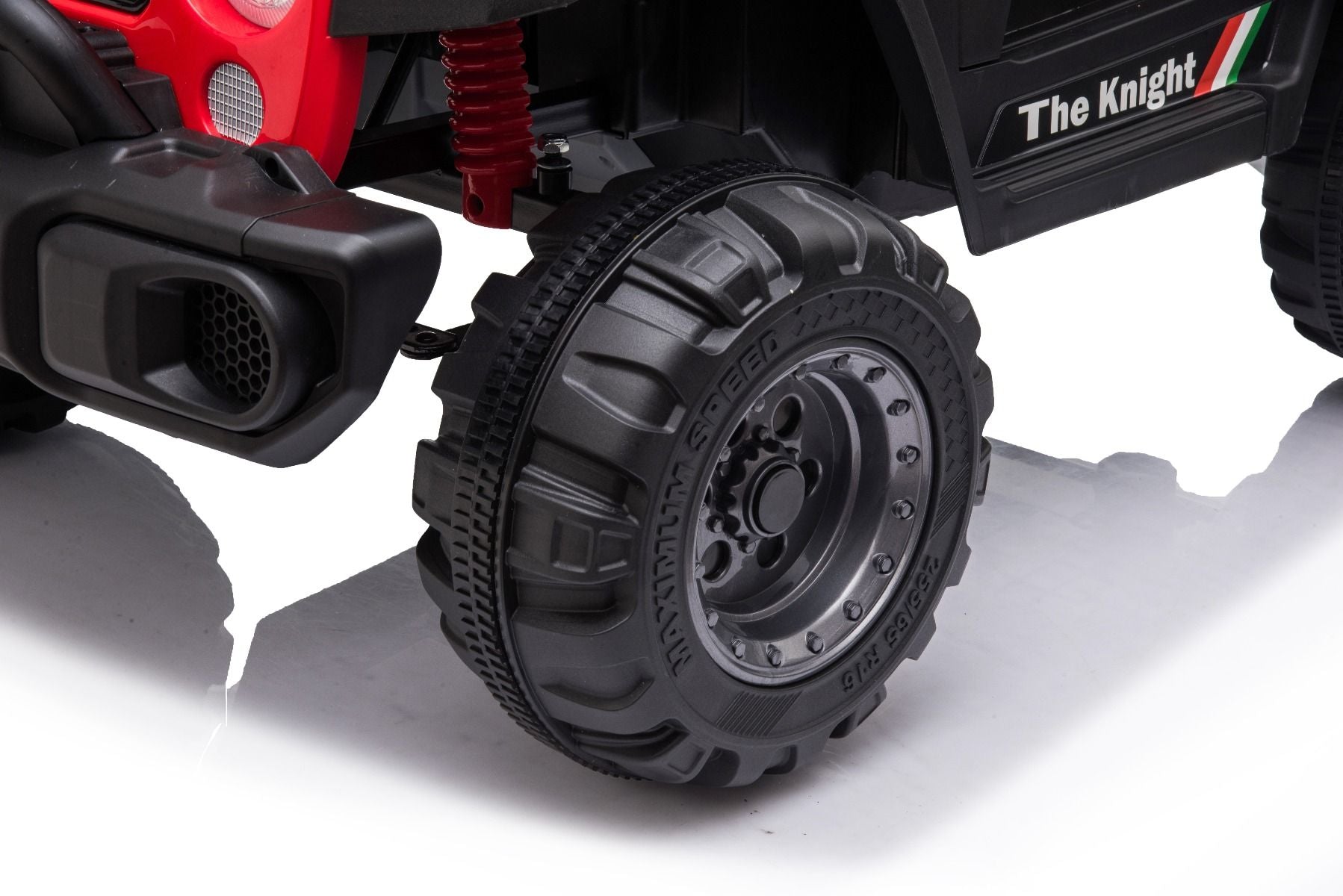 All Ride Elektroauto mit Hinterradantrieb, rot, 12 V Akku, hohes Fahrwerk, breite Sitzbank, Federung an der Hinterachse, 2,4 GHz Fernsteuerung, MP3-Player mit USB, LED-Leuchten, rot