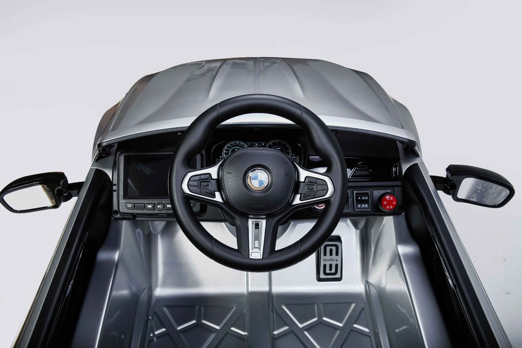 Kinder-Elektroauto BMW M5, metallisch lackiert, Originallizenz, 24V Batterie, mit öffnenden Türen, 2,4-GHz-Fernbedienung, weiche EVA-Räder, LED-Leuchten, Sanftanlauf, MP3-Player mit USB-Eingang