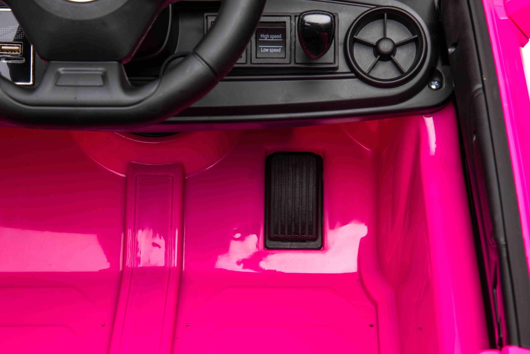 Kinder-Elektroauto Chevrolet Camaro, rosa, Originallizenz, 12V Batterie, öffnende Türen, Sitzfläche aus Kunstleder, 2x 35W Motor, LED-Leuchten, 2,4-GHz Fernbedienung, Weiche EVA-Räder, Sanftanlauf