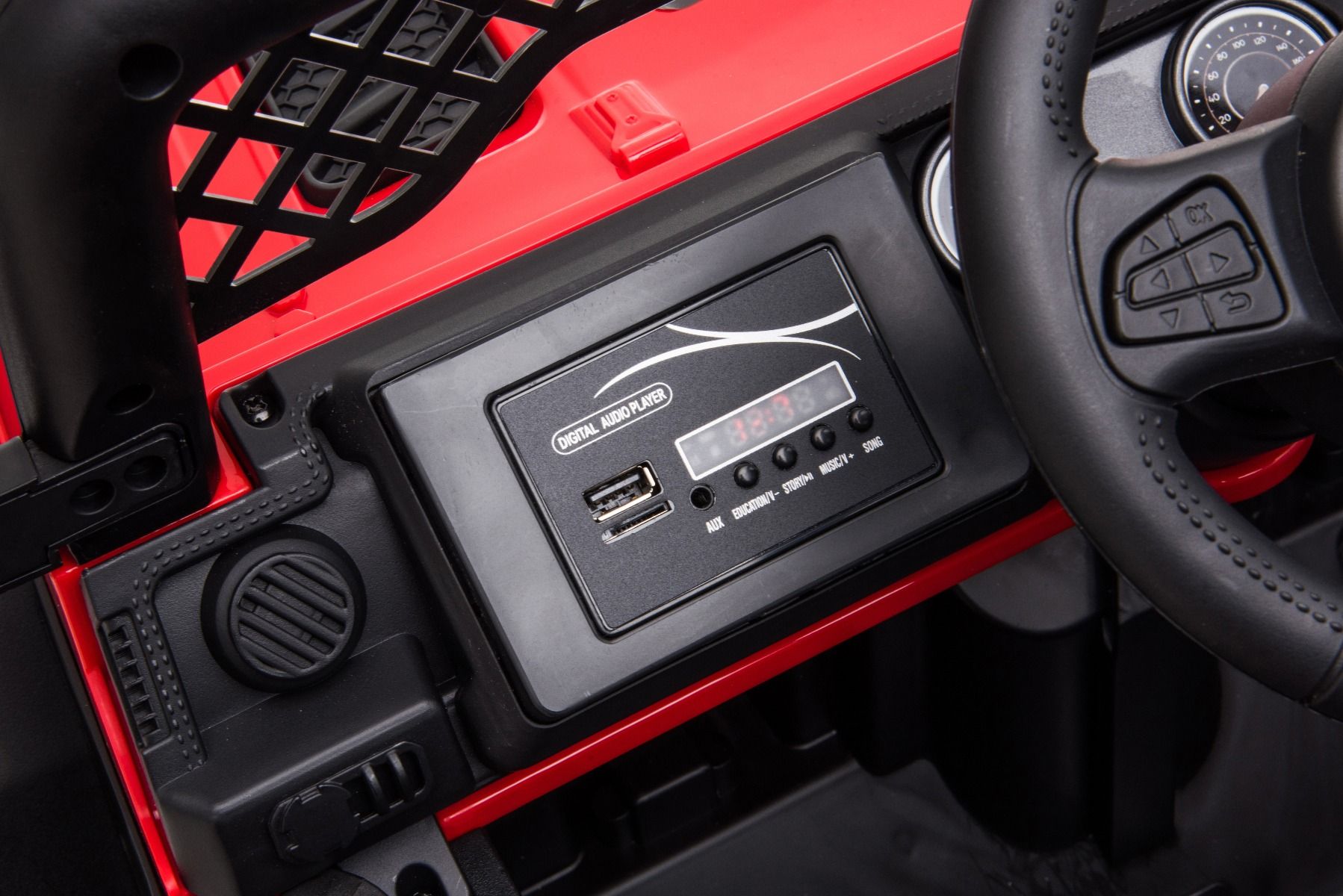 All Ride Elektroauto mit Hinterradantrieb, rot, 12 V Akku, hohes Fahrwerk, breite Sitzbank, Federung an der Hinterachse, 2,4 GHz Fernsteuerung, MP3-Player mit USB, LED-Leuchten, rot