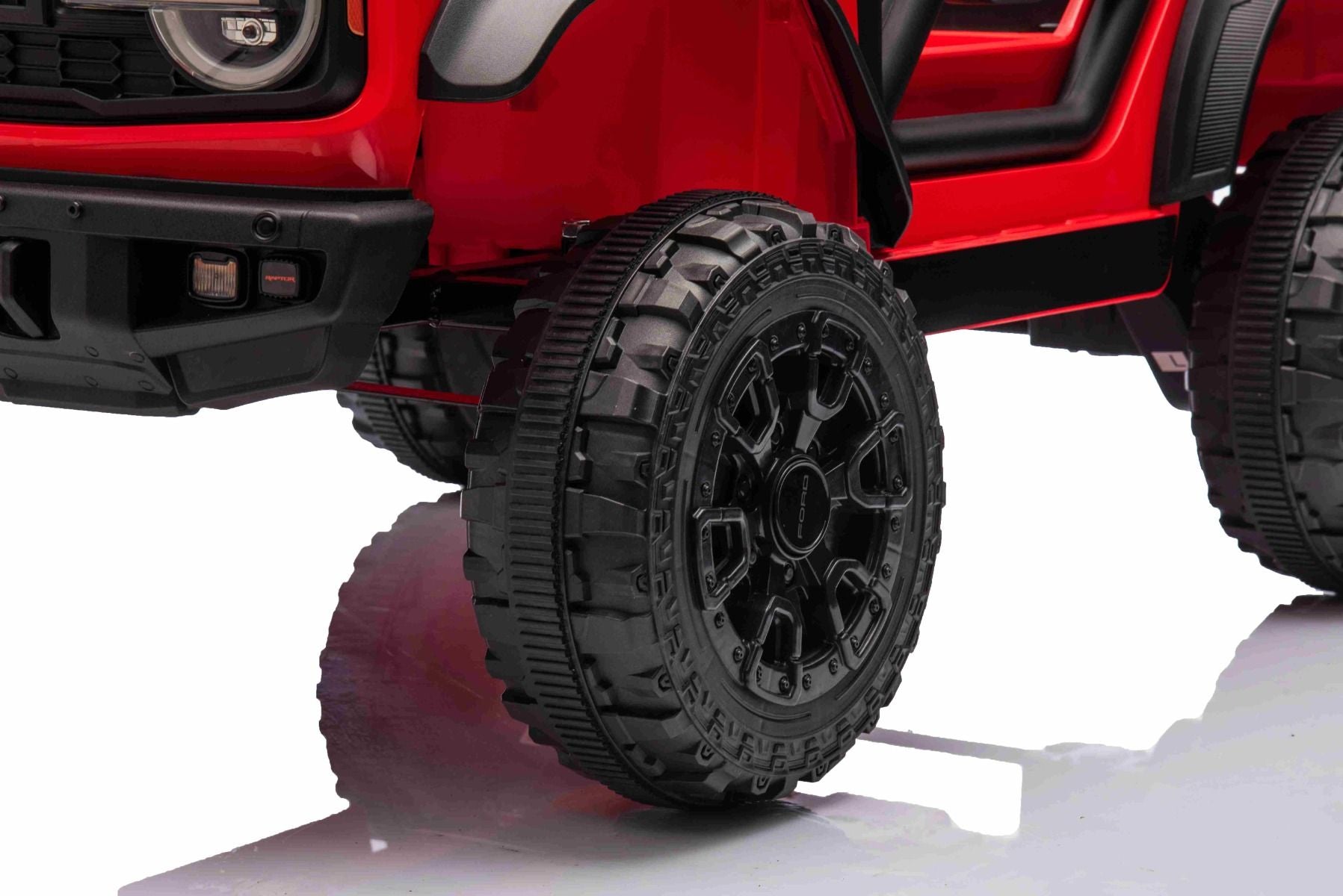 Elektrisches Kinderfahrzeug Ford Bronco mit Hinterradantrieb, lizenziert (Einzelsitzer), Rot, Lithiumbatterie, hohe Bodenfreiheit, breiter Sitz, Hinterachsfederung, 2,4-GHz-Fernbedienung, MP3-Player mit USB-Anschluss, LED-Beleuchtung