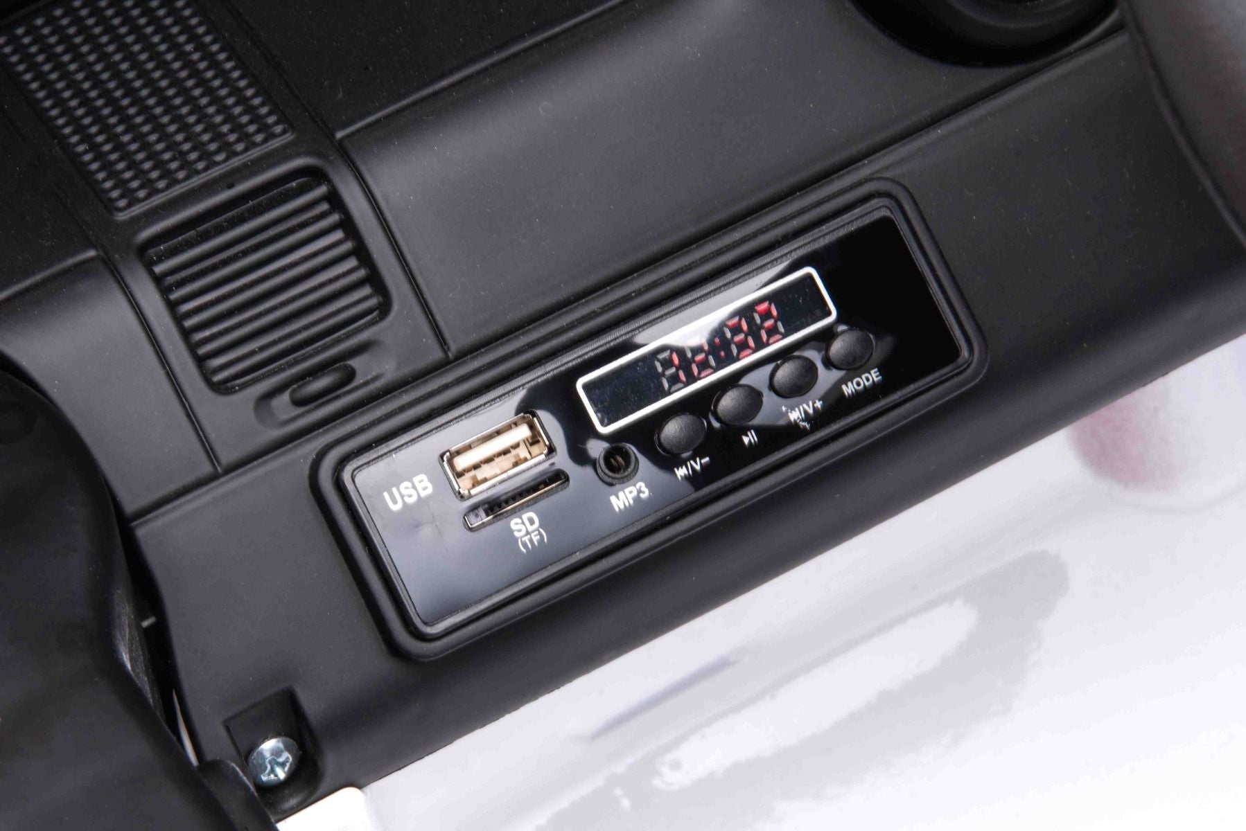 Elektro-Rutschauto Mercedes-Benz G63 AMG 6X6, Einsitzer, Weiß, 6 Räder mit Einzelradaufhängung, Antrieb 2 x 45-W-Motoren, 12V10AH-Batterie, Kunststoffräder und -sitz, Fernbedienung, lizenziert