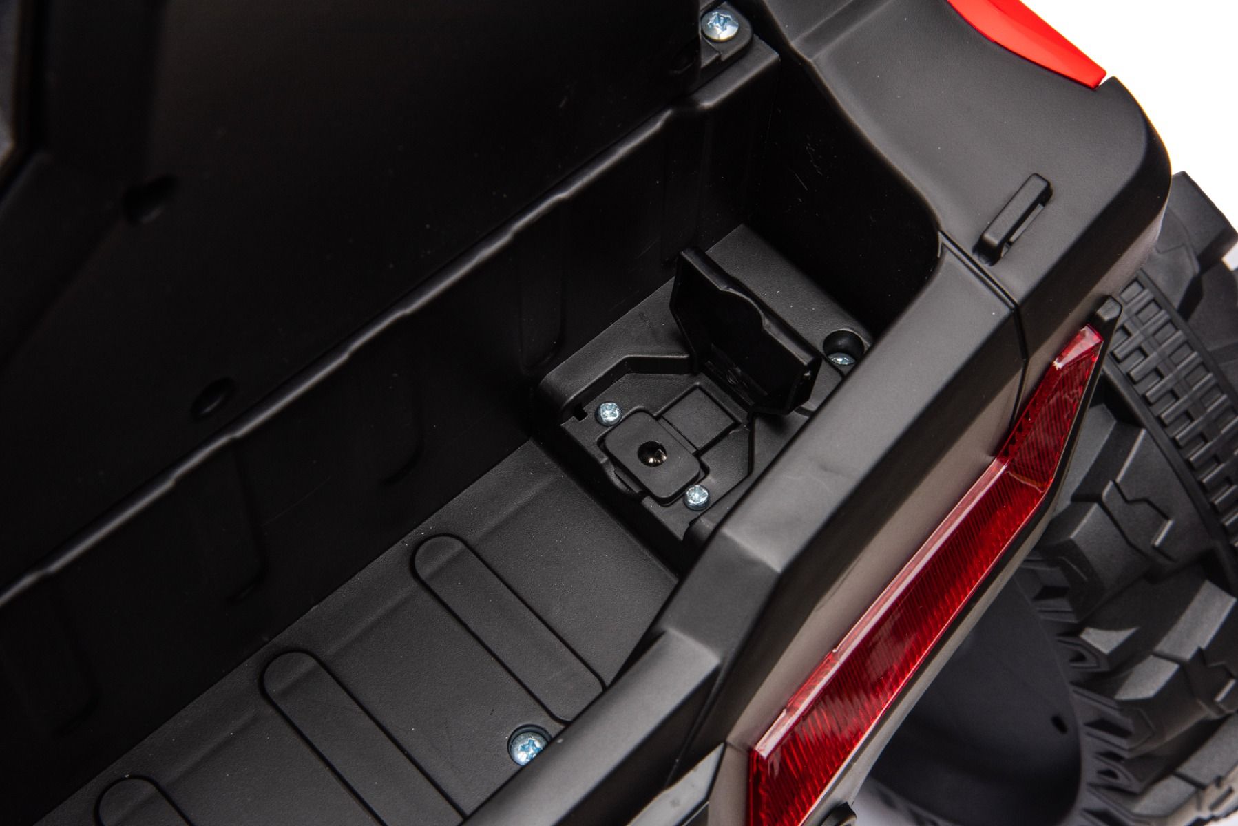 Elektrisches Aufsitzauto UTV Small 12V, rot, Hinterradantrieb, 12V Batterie, Kunststoffräder, Breiter Doppelsitz für nur ein Kind, 2,4 GHz Fernbedienung, MP3-Player mit USB/SD-Eingang, LED-Leuchten