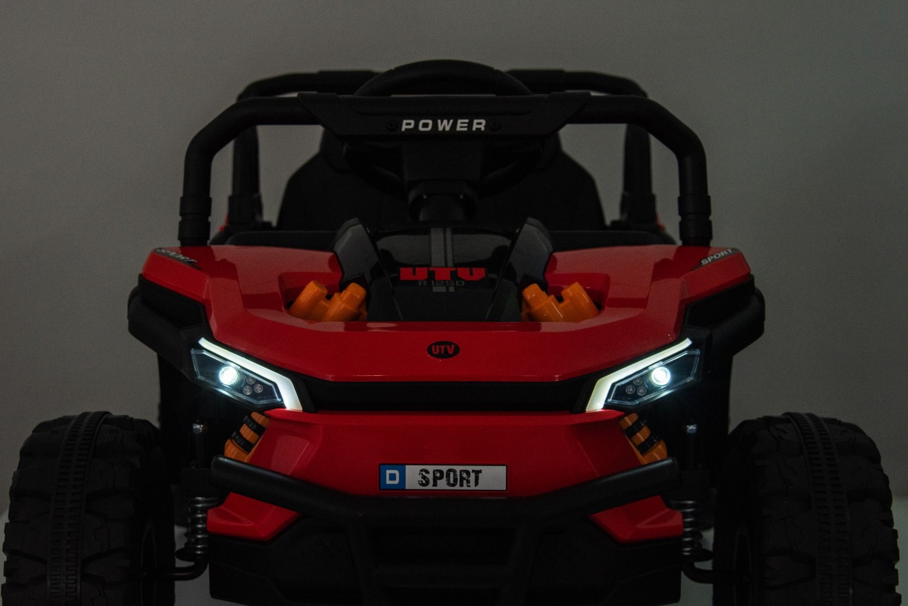 Elektrisches Aufsitzauto UTV Small 12V, rot, Hinterradantrieb, 12V Batterie, Kunststoffräder, Breiter Doppelsitz für nur ein Kind, 2,4 GHz Fernbedienung, MP3-Player mit USB/SD-Eingang, LED-Leuchten