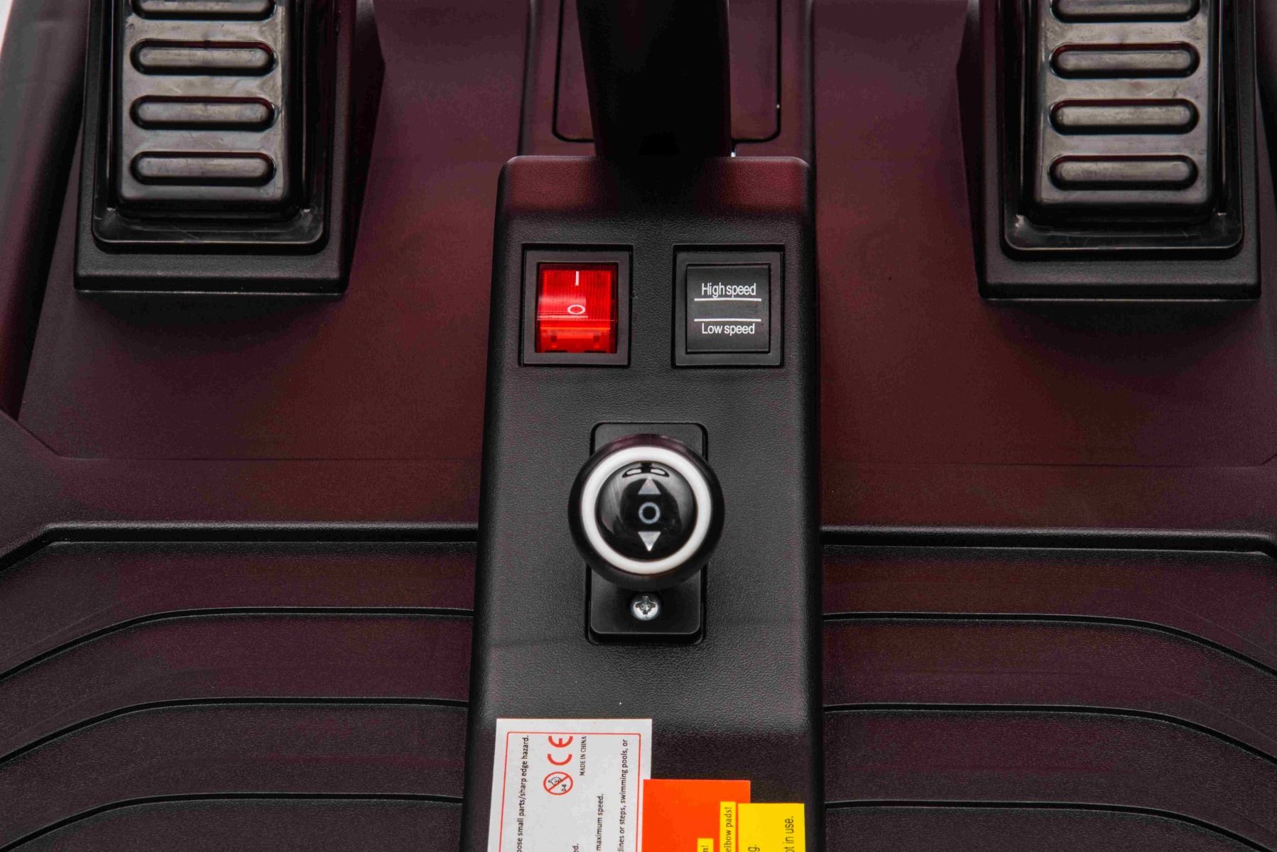 Elektrisches Aufsitz-Sportcart 24V, rot, weiche EVA-Räder, Kunstledersitz, sanfte Drift-Räder, 2 x 50W Motor, 24V Akku, massive Metallkonstruktion