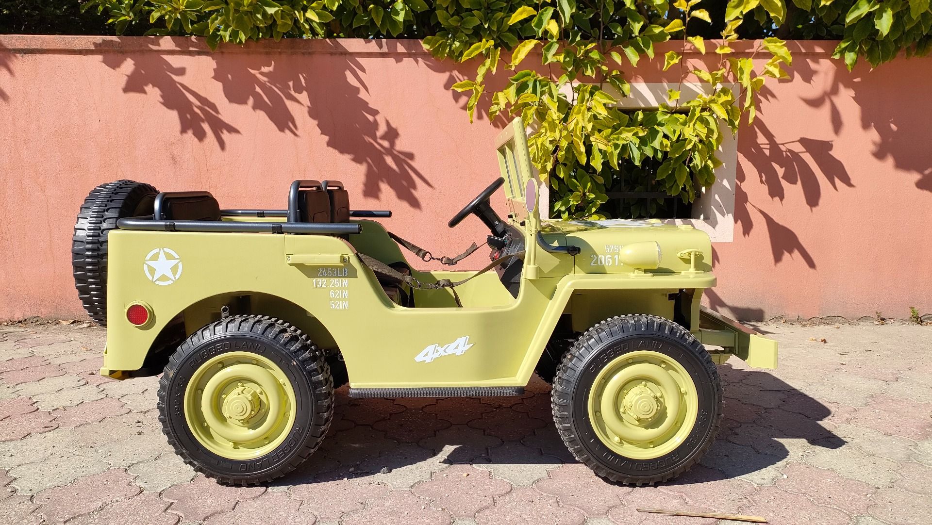 RIRICAR 4x4 Kinder Elektroauto 12V USA Army, 3 sitzer, Elektroauto für Kinder mit 2,4GHz Fernbedienung, MP3/USB/SD, Elektrofahrzeug Kinder ab 3-8 Jahre