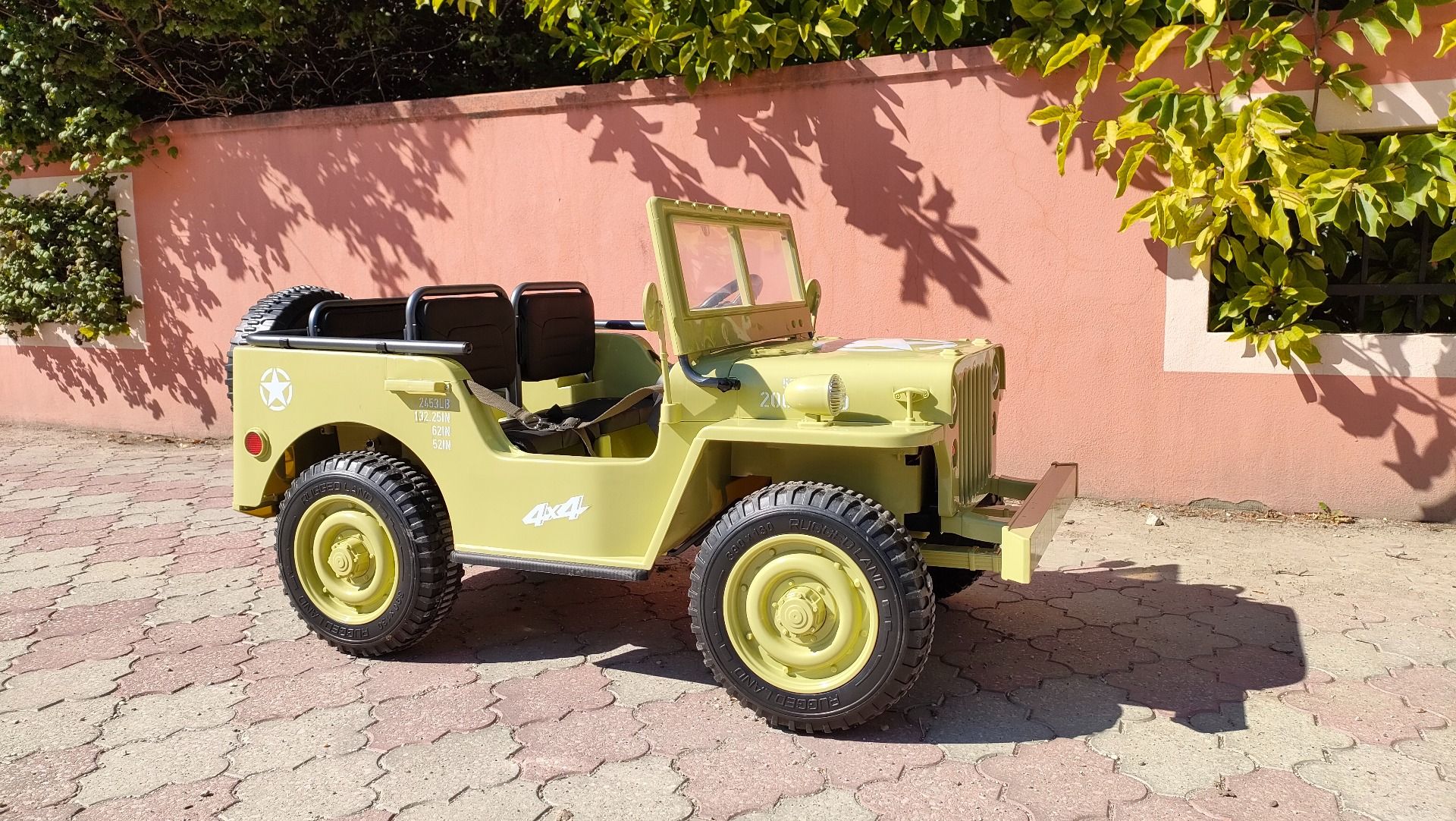 RIRICAR 4x4 Kinder Elektroauto 12V USA Army, 3 sitzer, Elektroauto für Kinder mit 2,4GHz Fernbedienung, MP3/USB/SD, Elektrofahrzeug Kinder ab 3-8 Jahre