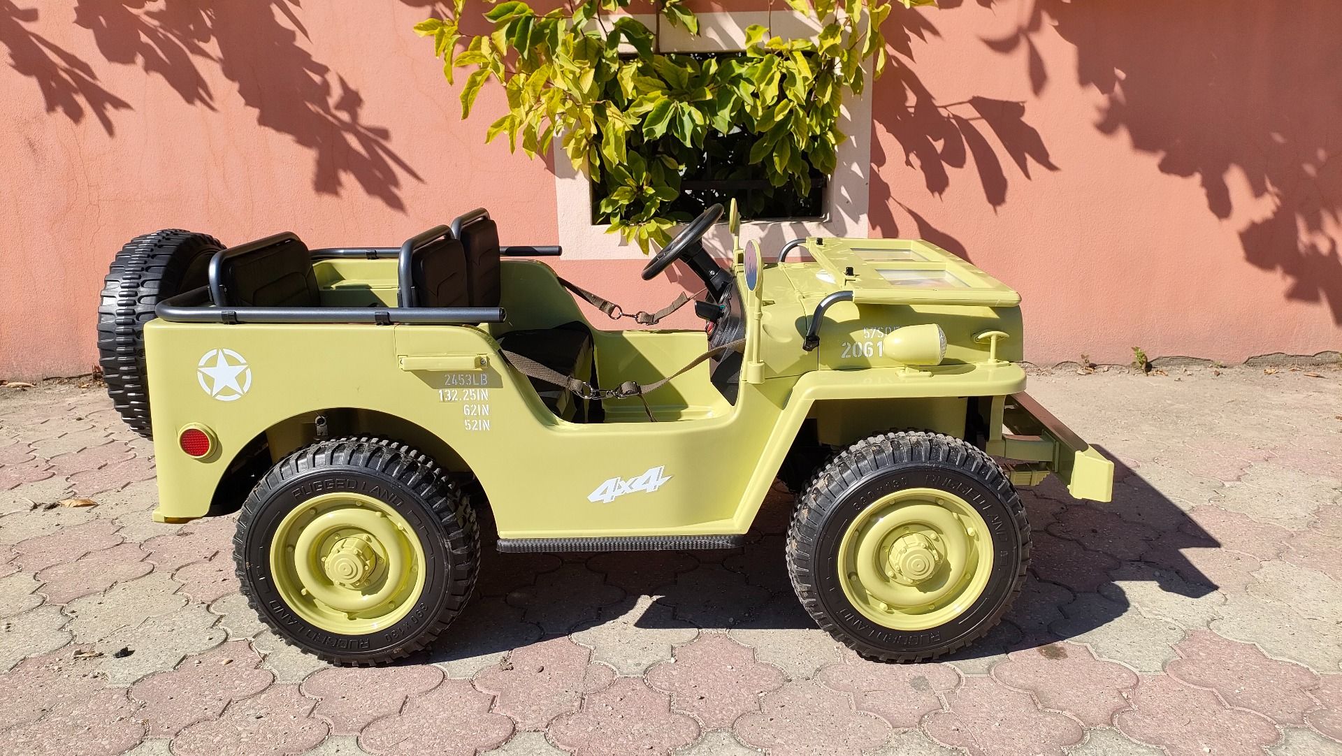 RIRICAR 4x4 Kinder Elektroauto 12V USA Army, 3 sitzer, Elektroauto für Kinder mit 2,4GHz Fernbedienung, MP3/USB/SD, Elektrofahrzeug Kinder ab 3-8 Jahre