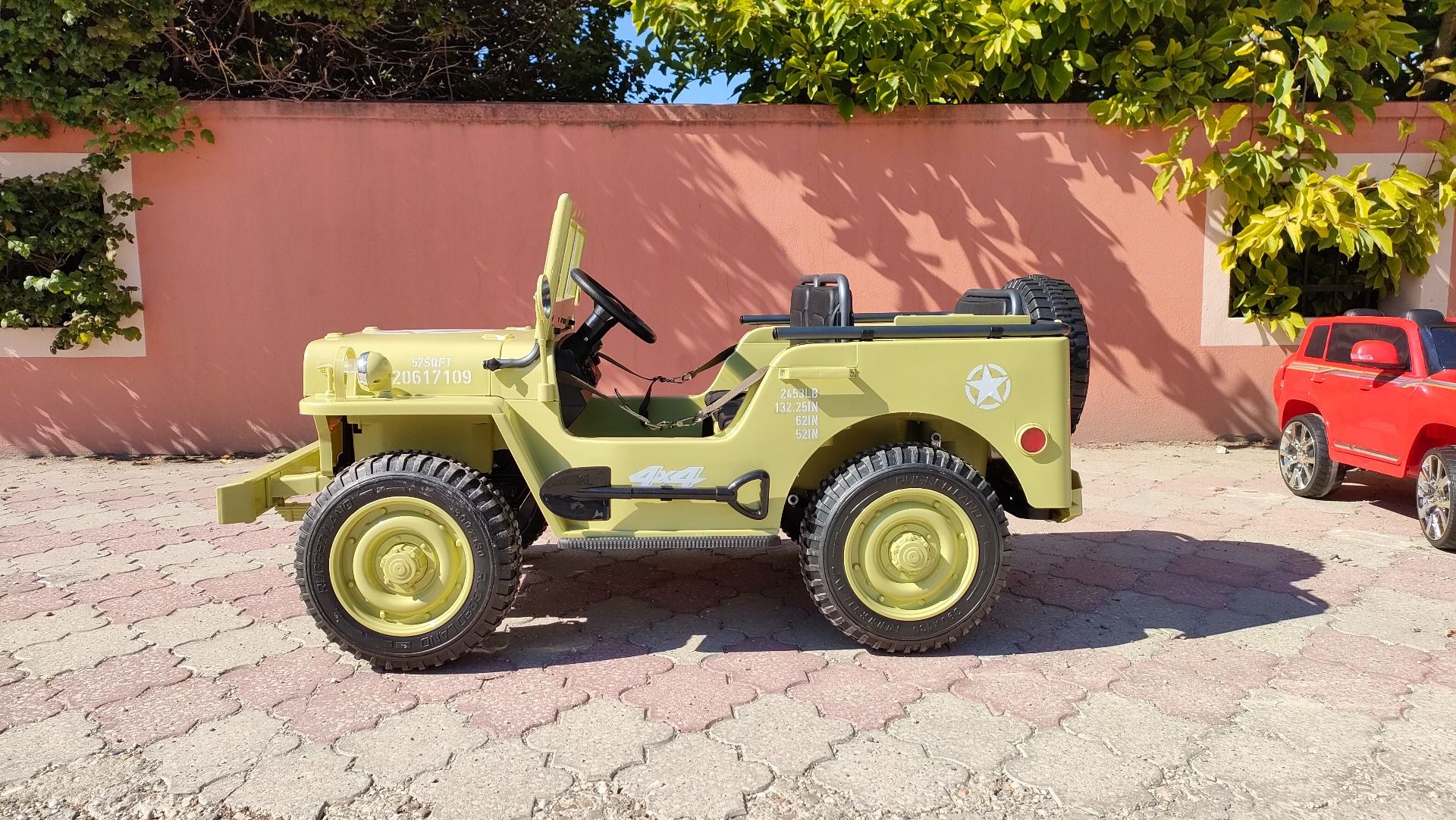 RIRICAR 4x4 Kinder Elektroauto 12V USA Army, 3 sitzer, Elektroauto für Kinder mit 2,4GHz Fernbedienung, MP3/USB/SD, Elektrofahrzeug Kinder ab 3-8 Jahre