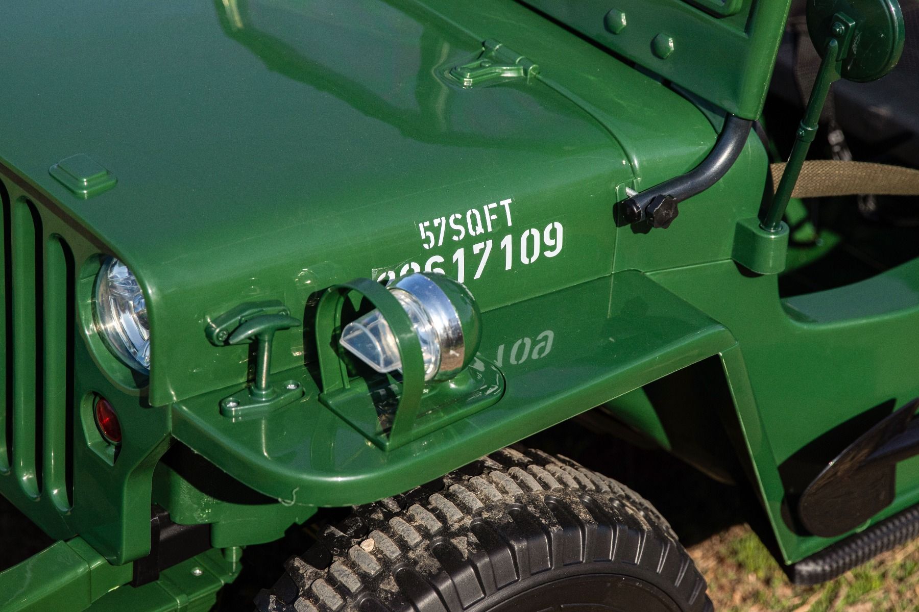 RIRICAR 4x4 Kinder Elektroauto 12V USA Army, 3 sitzer, Elektroauto für Kinder mit 2,4GHz Fernbedienung, MP3/USB/SD, Elektrofahrzeug Kinder ab 3-8 Jahre