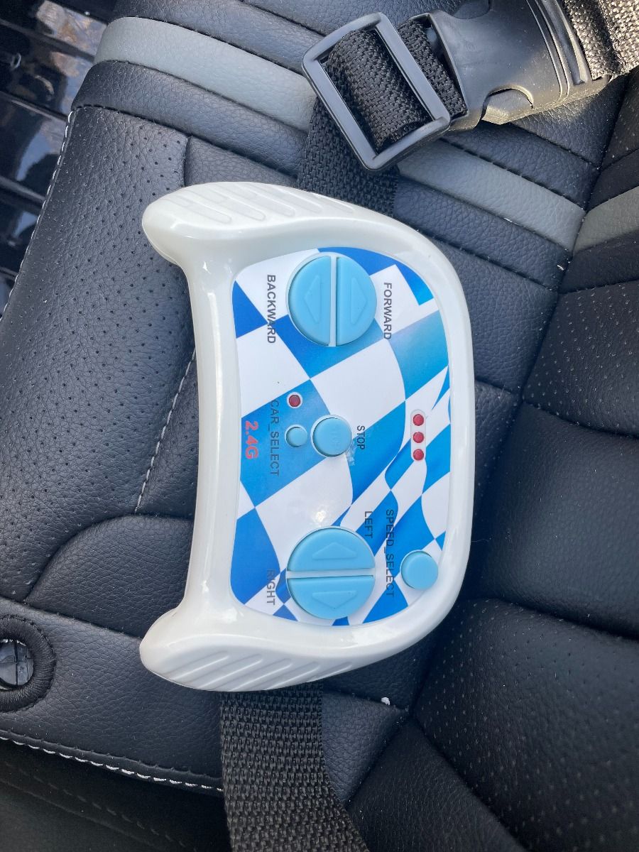 RIRICAR Elektroauto für Kinder 12V JEEP Wrangler, Schwarz, kinder elektroauto 2 sitzer mit 2,4-GHz-Fernbedienung, Radio mit Bluetooth- und USB-Eingang, Eva-Räder, elektrofahrzeug kinder ab 3-8 jahre