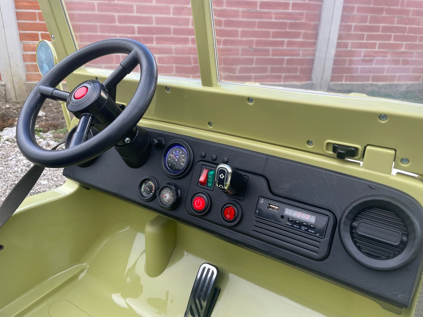 RIRICAR 4x4 Kinder Elektroauto 12V USA Army, 3 sitzer, Elektroauto für Kinder mit 2,4GHz Fernbedienung, MP3/USB/SD, Elektrofahrzeug Kinder ab 3-8 Jahre